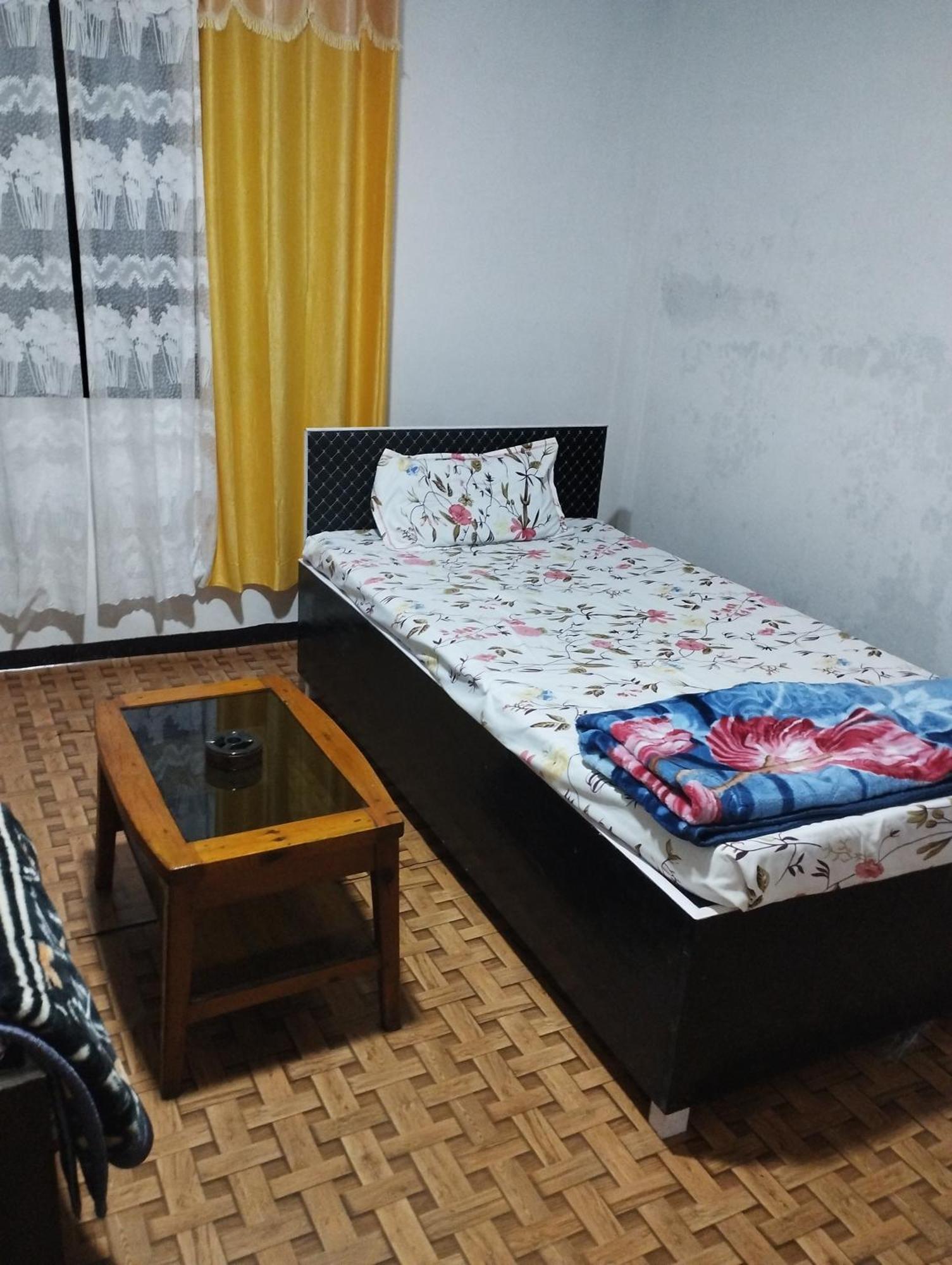 Sunset View Guest House 체라푼지 외부 사진